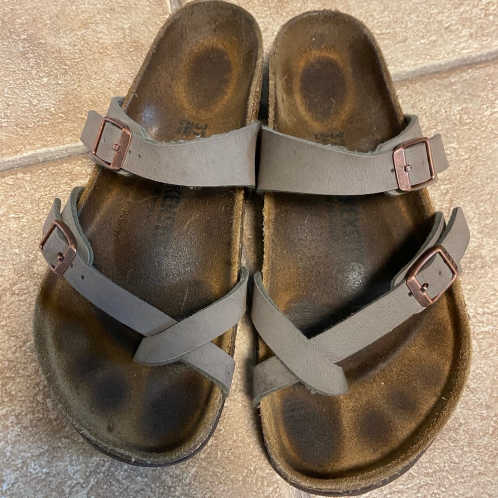 Women’s Birkenstock Mayari size 37 stone color